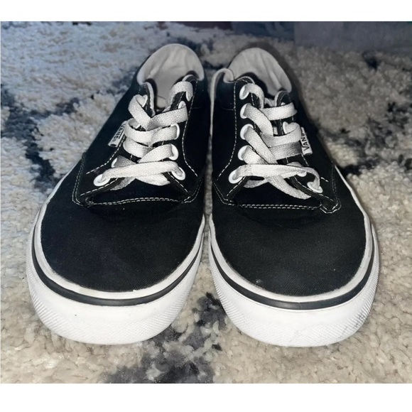 Laced Vans - Picture 2 of 3